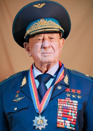 Леонов Алексей Архипович
